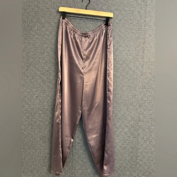 Vintage Victorias Secret Elegant “Satin”Pajama Set in Mauve Size Medium - Picture 4 of 11